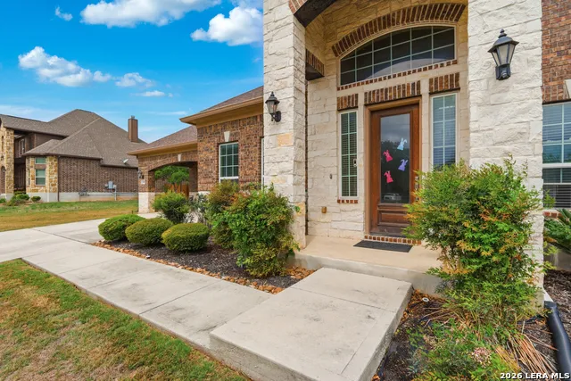 146 Sunrise Hill Castroville, TX 78009