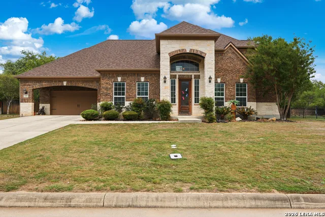 146 Sunrise Hill Castroville, TX 78009