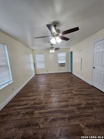 255 County Road 668 Devine, TX 78016