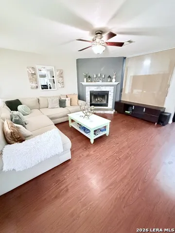 13916 Randalstone Pflugerville, TX 78660