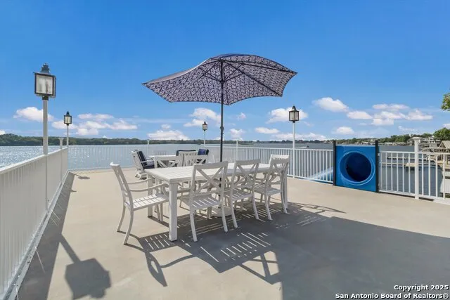 100 Waterway Kingsland, TX 78639