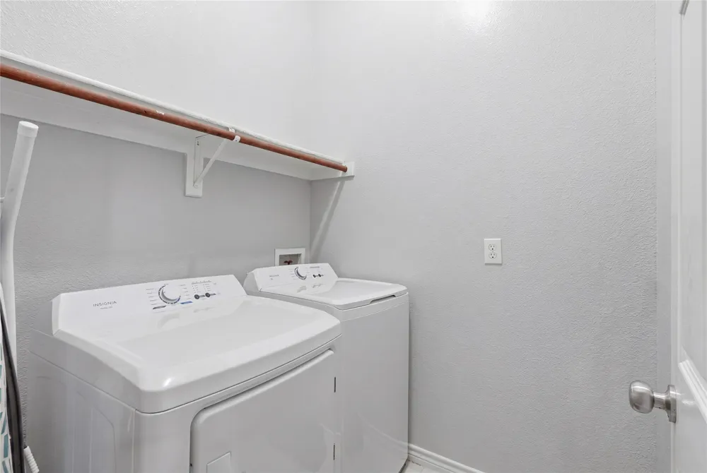 1700 Wylie Creek Drive DeSoto, TX 75115