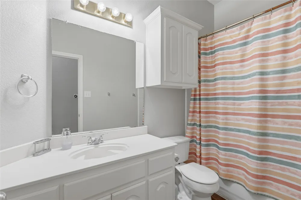 1700 Wylie Creek Drive DeSoto, TX 75115