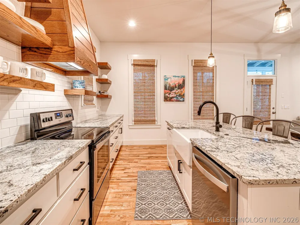 35 Center Lane Carlton Landing, OK 74432