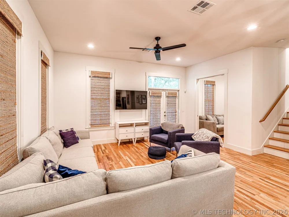 35 Center Lane Carlton Landing, OK 74432