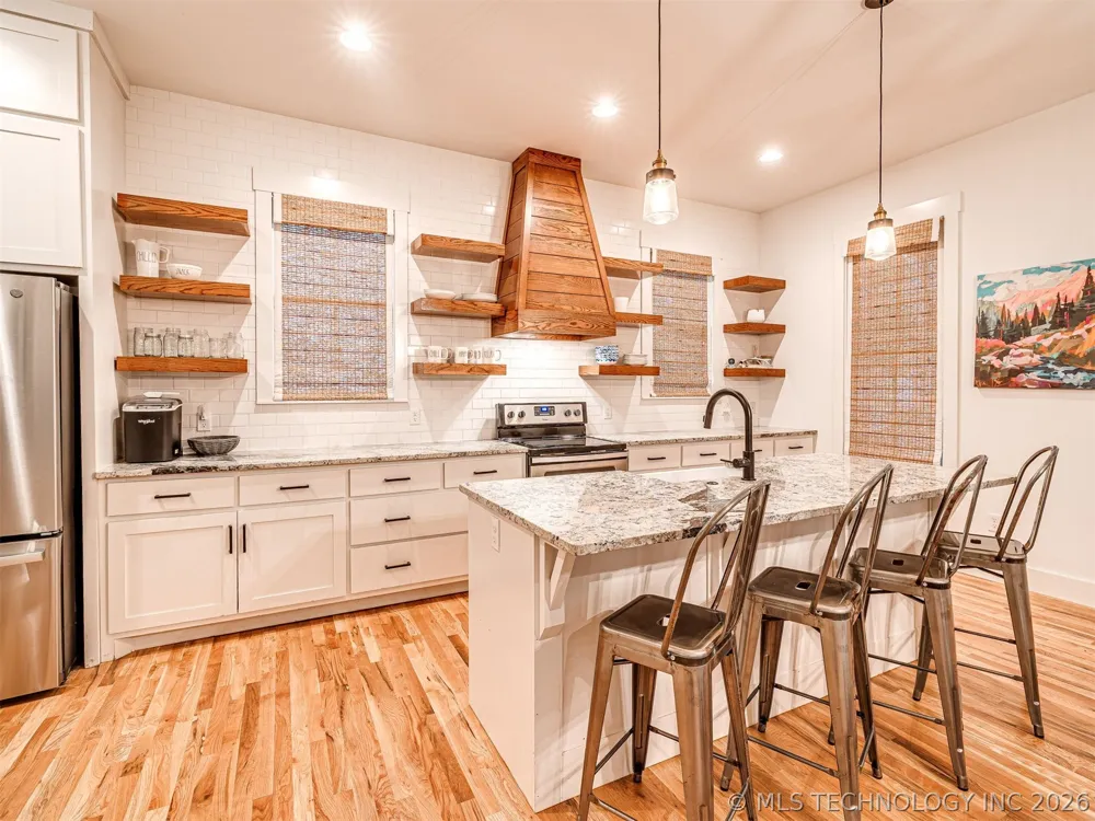 35 Center Lane Carlton Landing, OK 74432