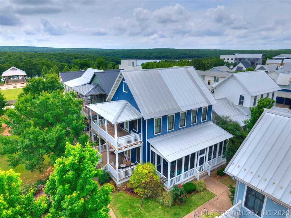35 Center Lane Carlton Landing, OK 74432