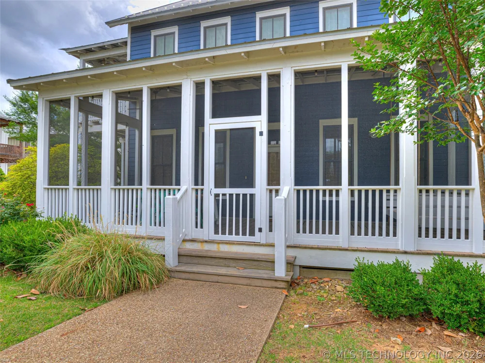 35 Center Lane Carlton Landing, OK 74432