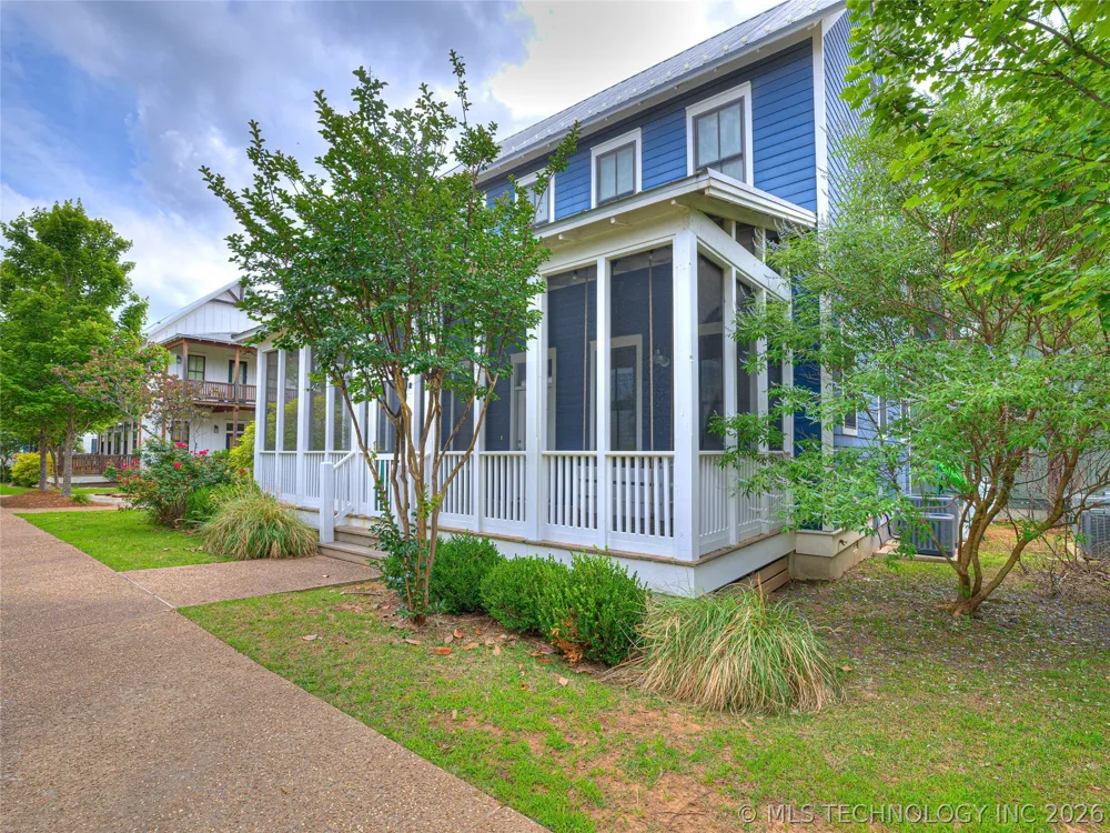 35 Center Lane Carlton Landing, OK 74432