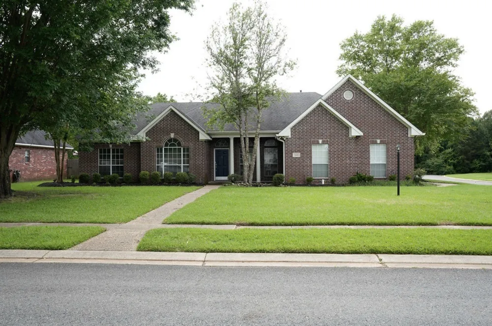 8146 Myrtlewood Road Greenwood, LA 71033