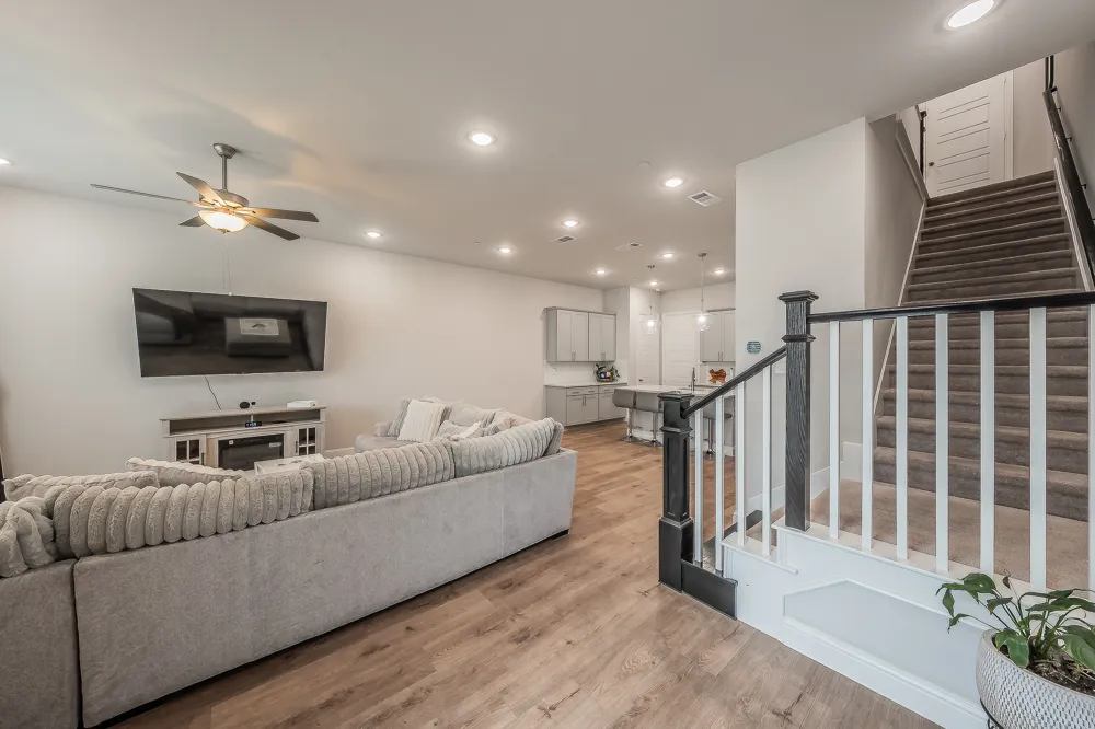12933 Couture Drive Farmers Branch, TX 75234