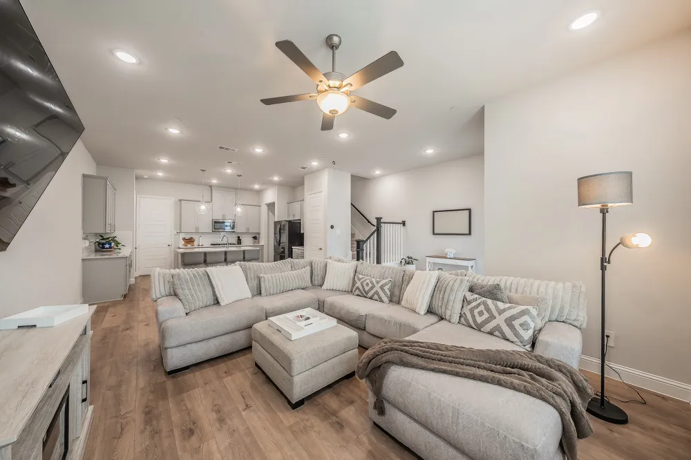 12933 Couture Drive Farmers Branch, TX 75234