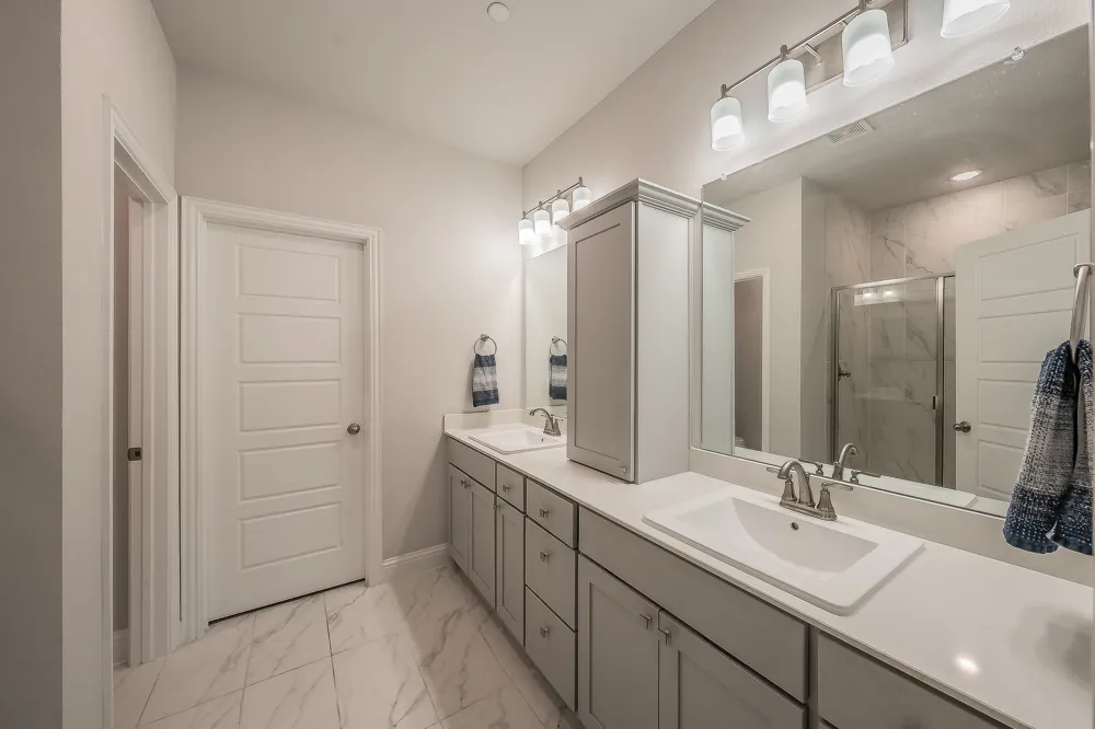 12933 Couture Drive Farmers Branch, TX 75234