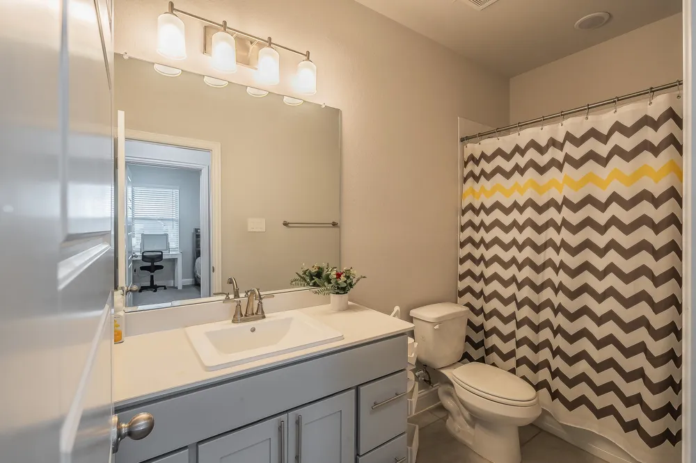 12933 Couture Drive Farmers Branch, TX 75234