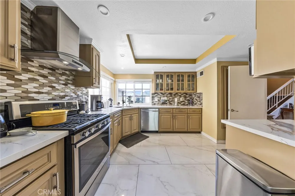 814 E Sandpoint Court Carson, CA 90746