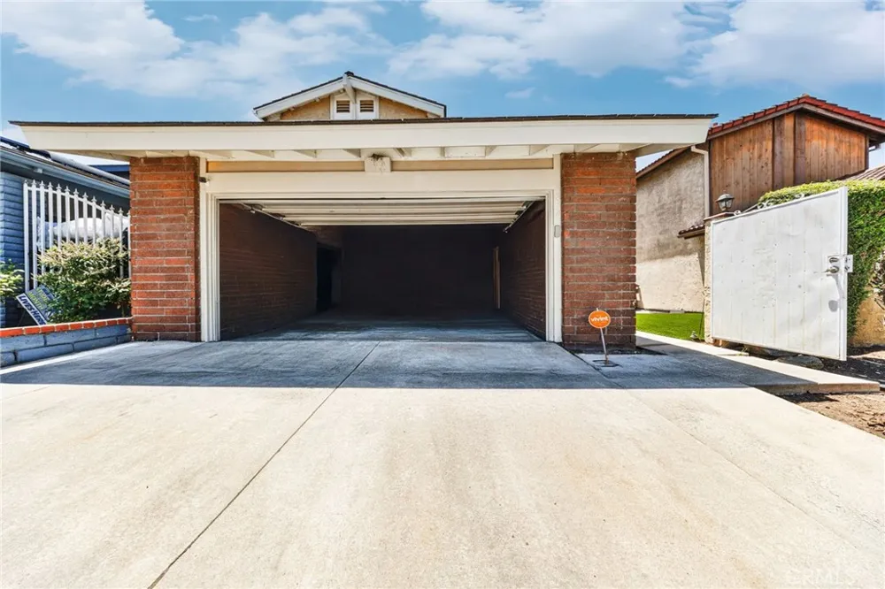 814 E Sandpoint Court Carson, CA 90746
