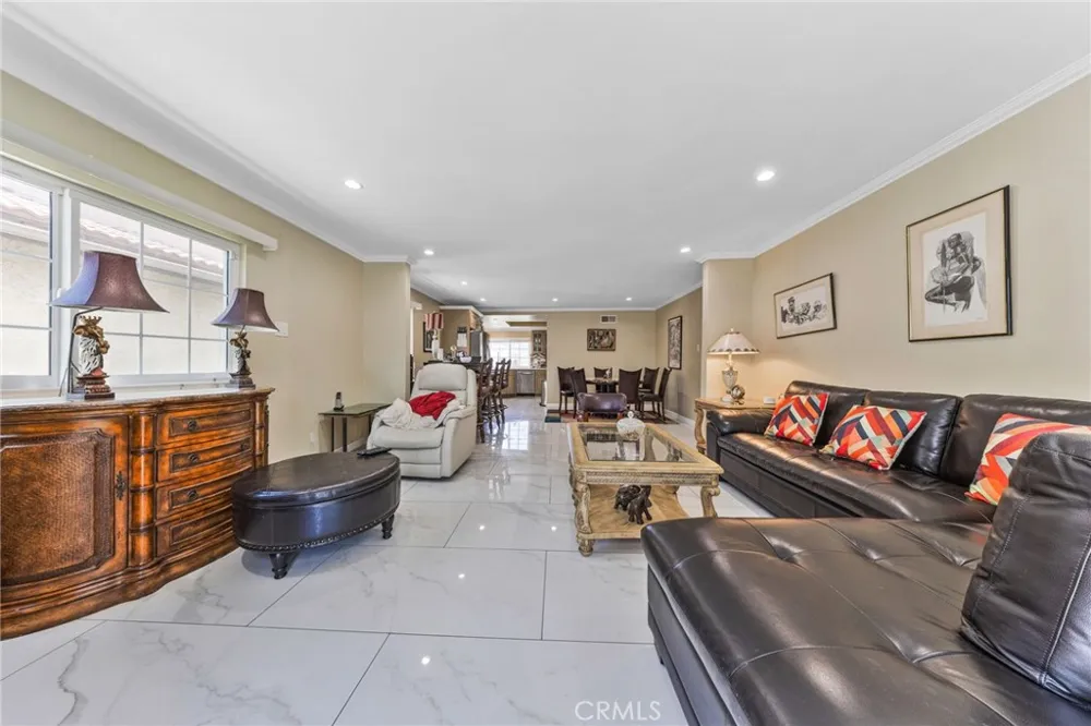 814 E Sandpoint Court Carson, CA 90746