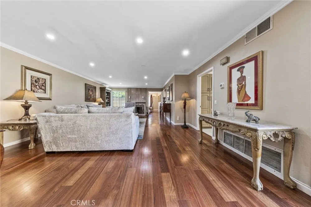 814 E Sandpoint Court Carson, CA 90746