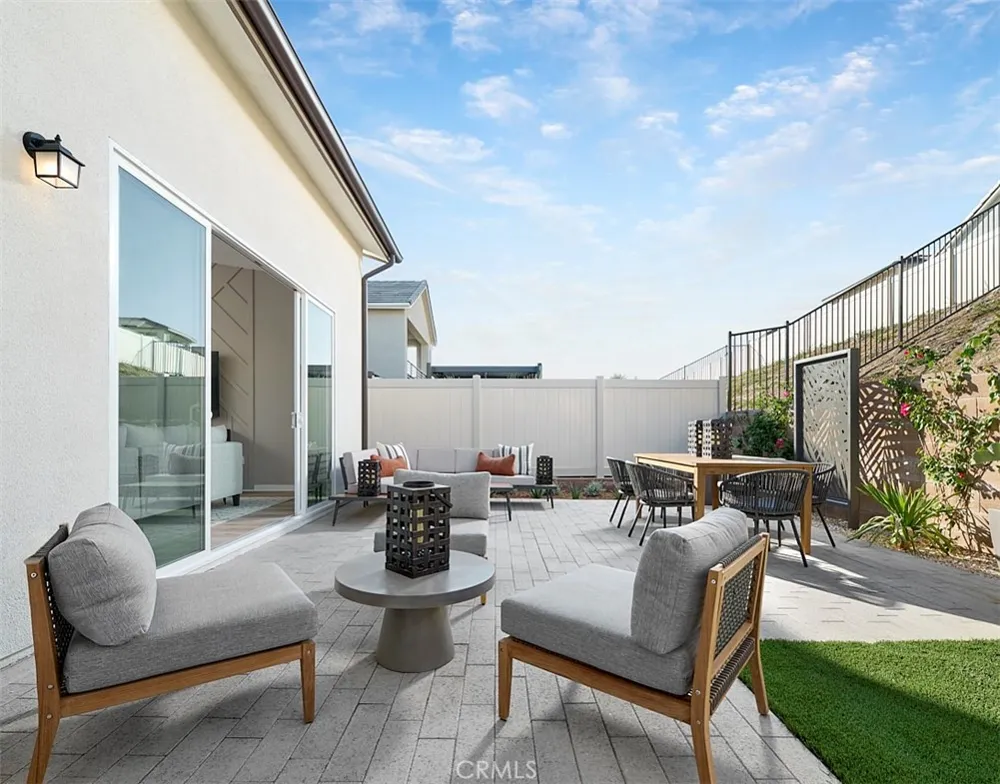 18196 Aerie Way Canyon Country, CA 91350