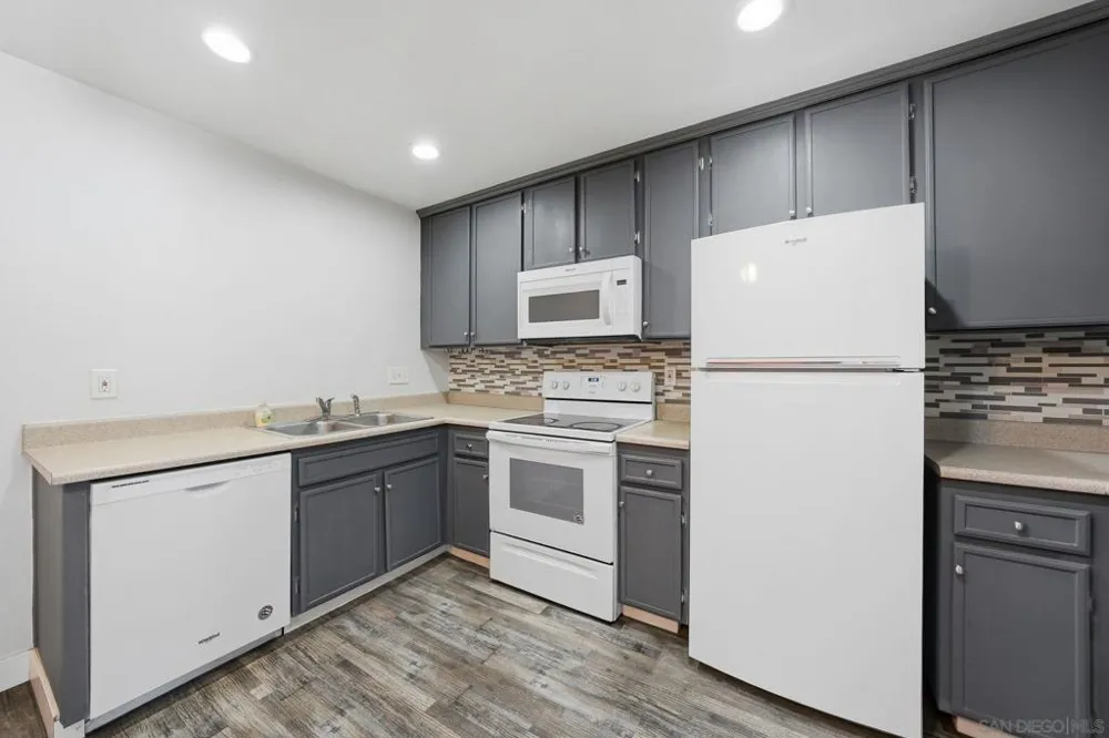 293 Sycamore #15 San Ysidro, CA 92173
