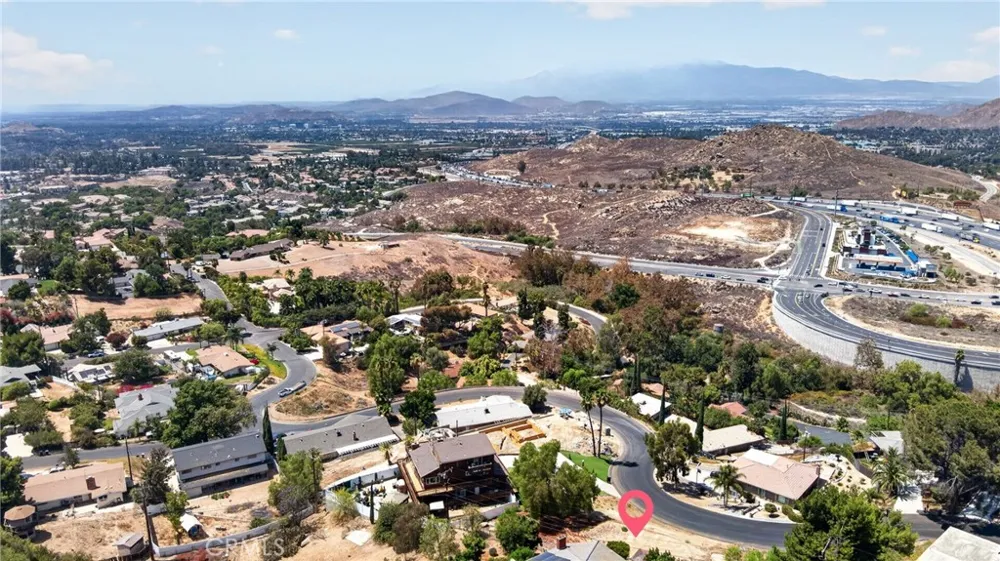 20254 Westpoint Dr. Riverside, CA 92507