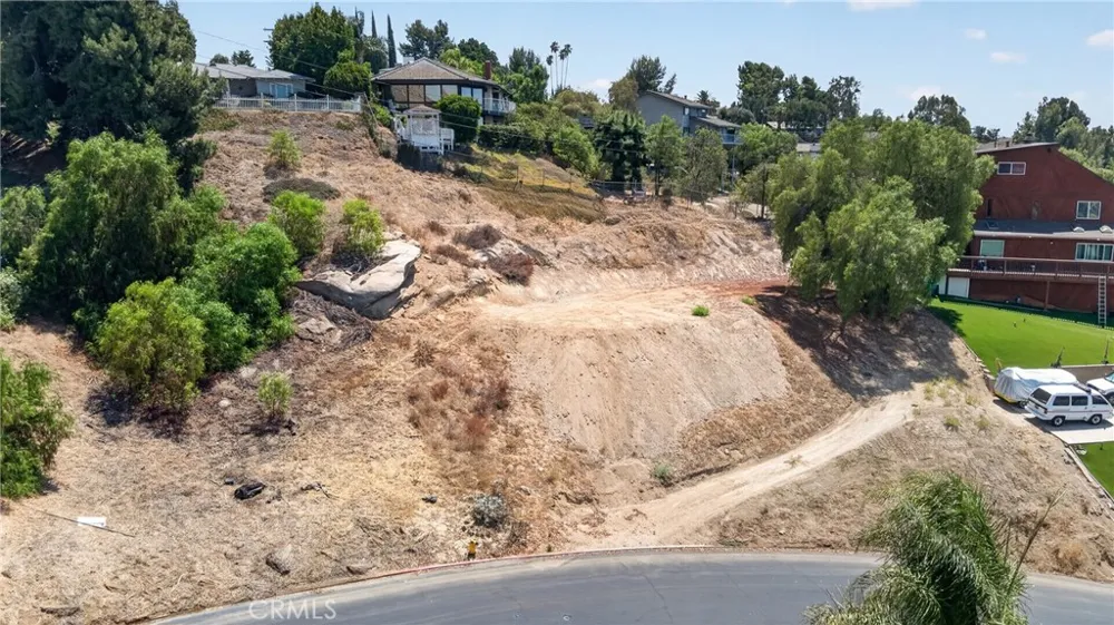 20254 Westpoint Dr. Riverside, CA 92507