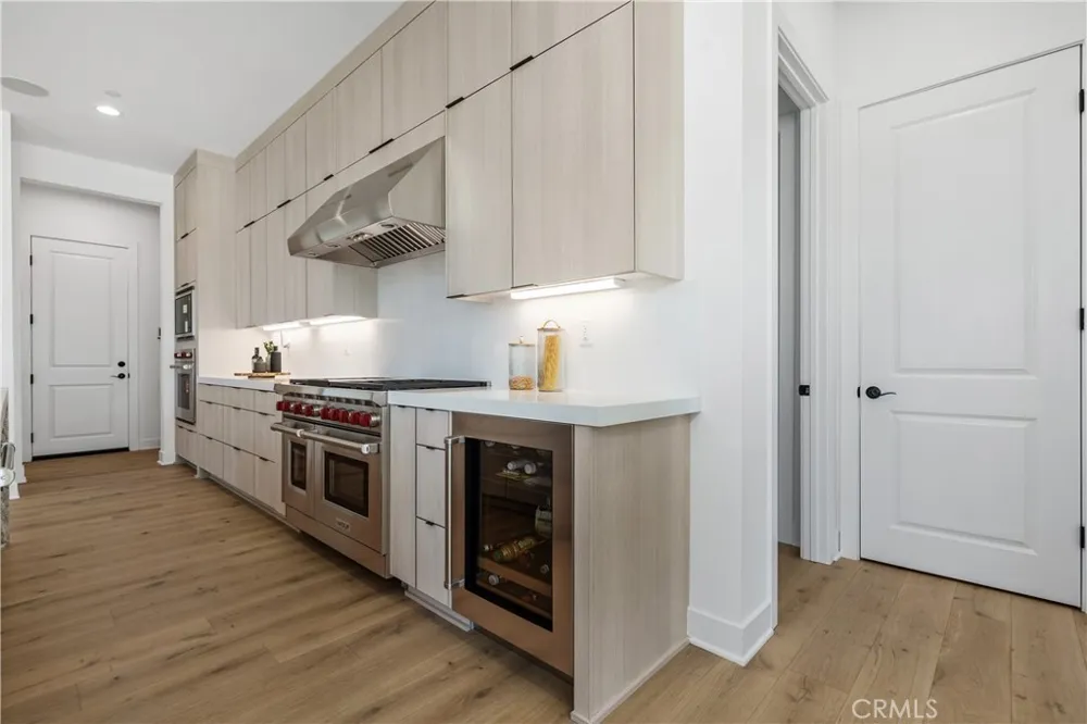 11091 Woodcrest Court Chatsworth, CA 91311