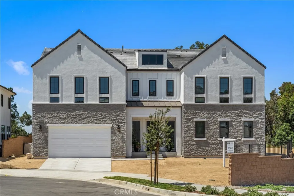 11091 Woodcrest Court Chatsworth, CA 91311