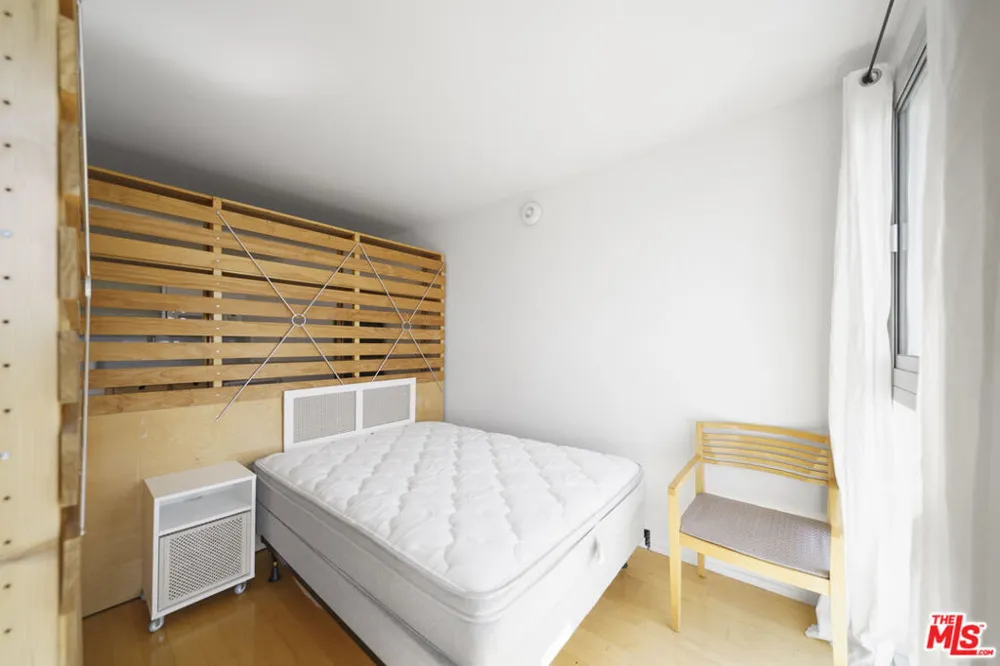 800 W 1st Street #2104 Los Angeles, CA 90012