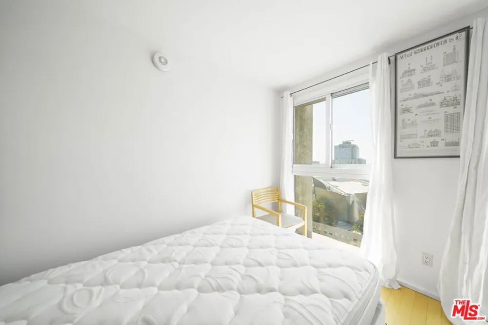 800 W 1st Street #2104 Los Angeles, CA 90012
