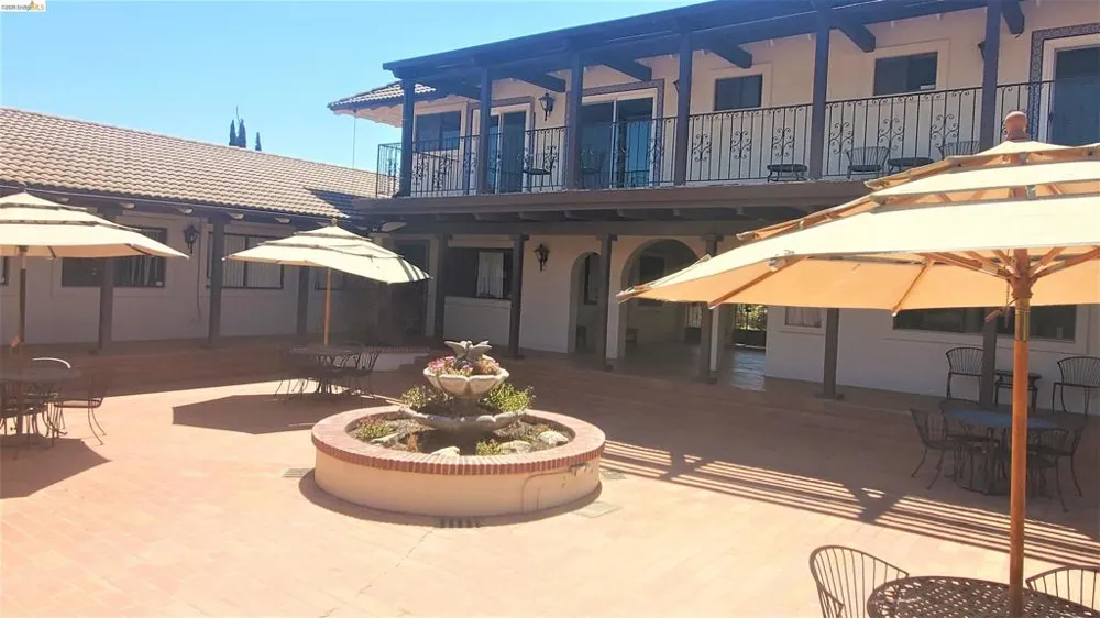 5448 Arbolada DR La Grange, CA 95329