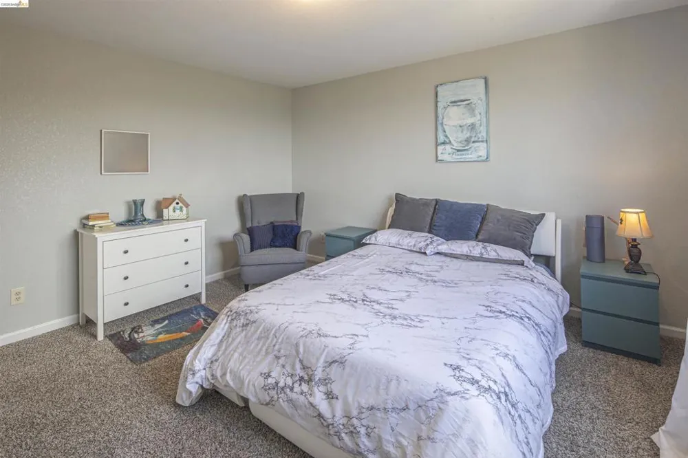5448 Arbolada DR La Grange, CA 95329