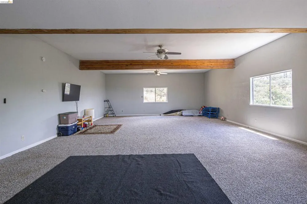5448 Arbolada DR La Grange, CA 95329