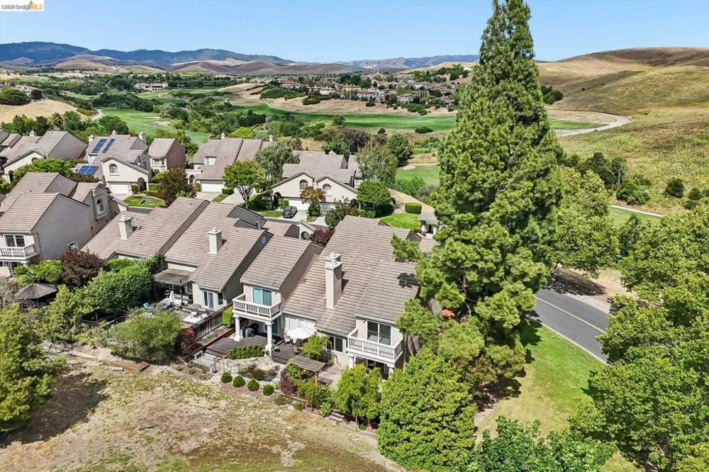 1251 Canyon Side Ave San Ramon, CA 94582