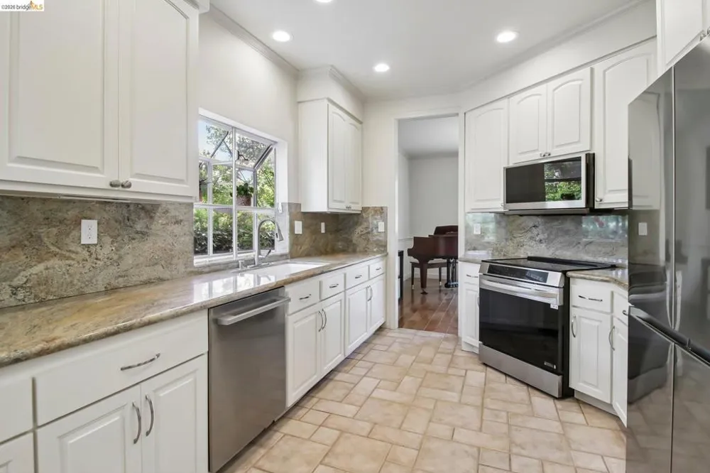 1251 Canyon Side Ave San Ramon, CA 94582