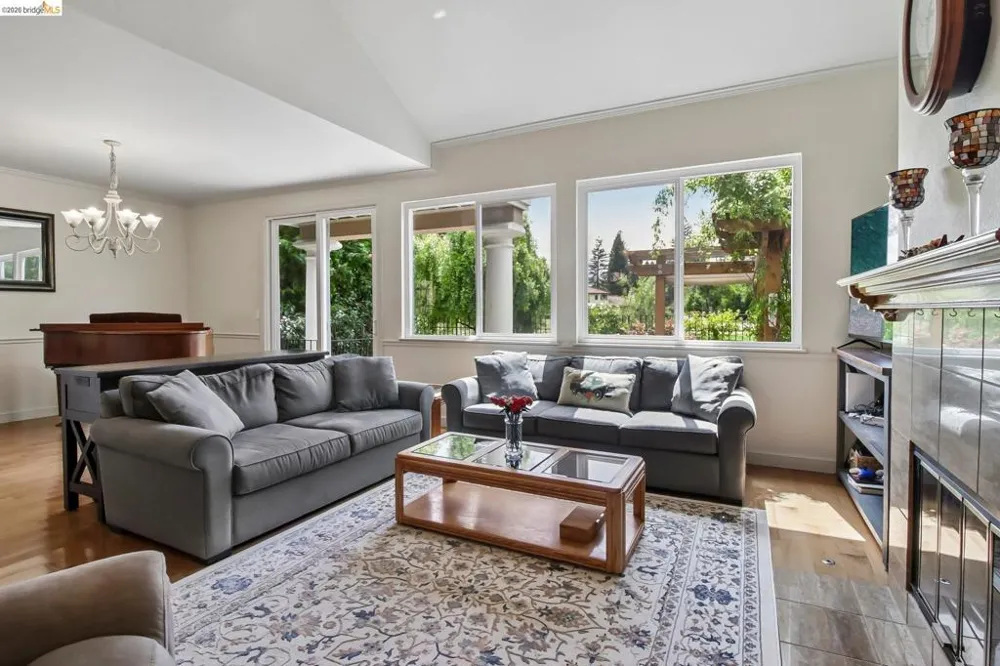 1251 Canyon Side Ave San Ramon, CA 94582