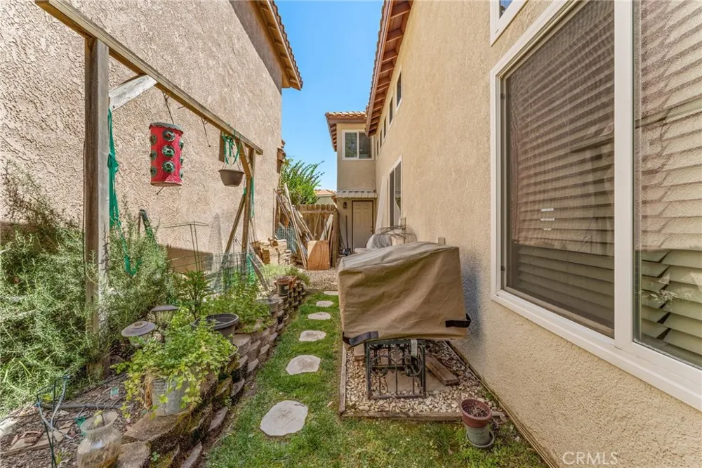 15692 Altamira Chino Hills, CA 91709