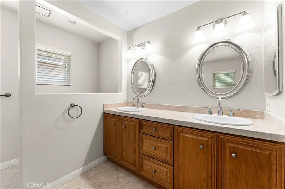 15692 Altamira Chino Hills, CA 91709