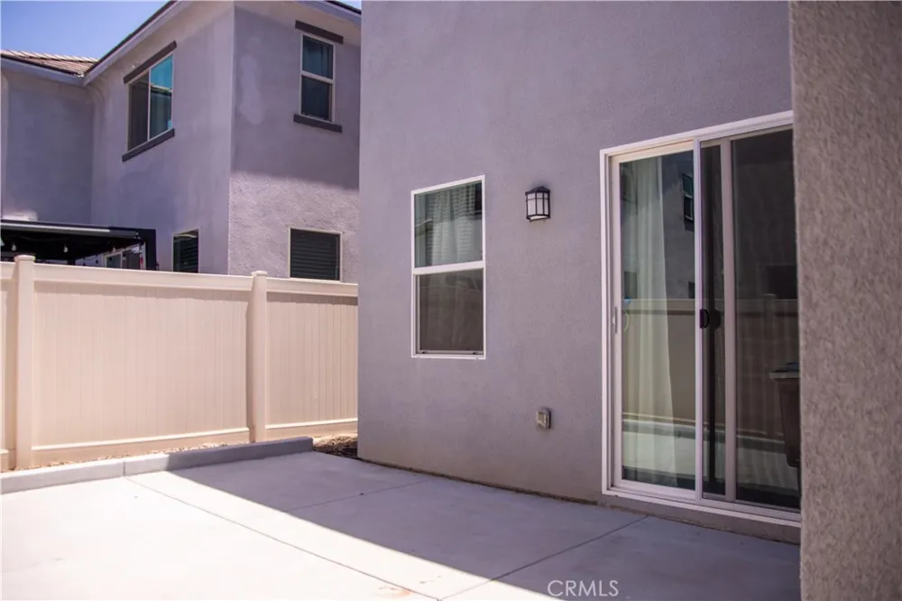 1766 Park Place Riverside, CA 92501