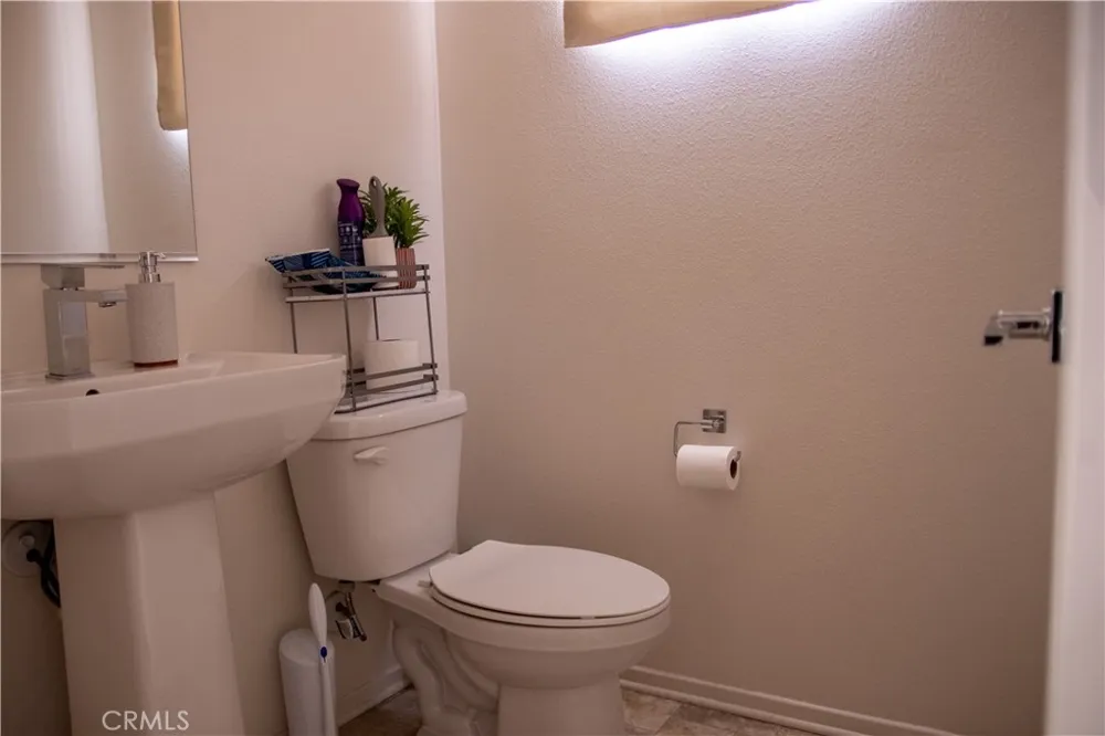 1766 Park Place Riverside, CA 92501