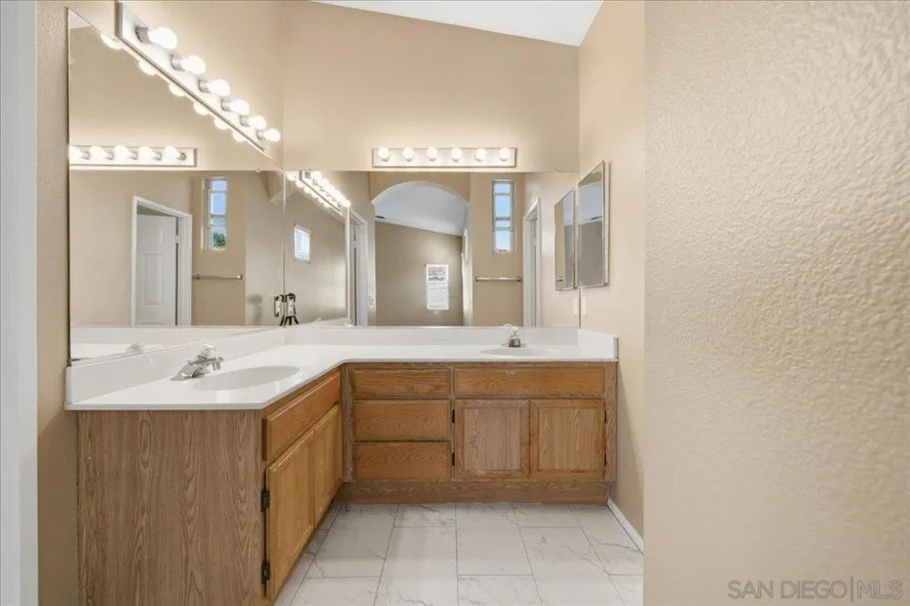 3143 Lamar Ct Spring Valley, CA 91977
