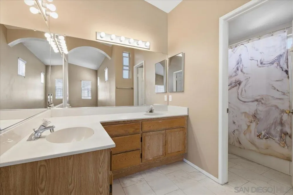 3143 Lamar Ct Spring Valley, CA 91977