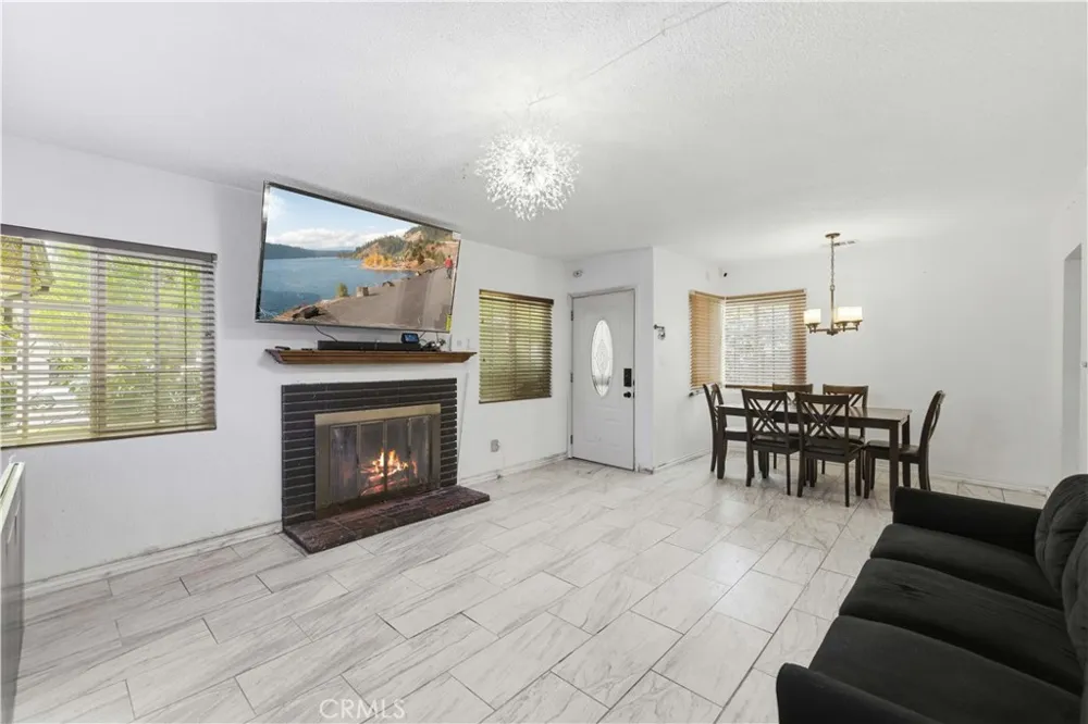 1104 W W Avenue J10 Lancaster, CA 93534