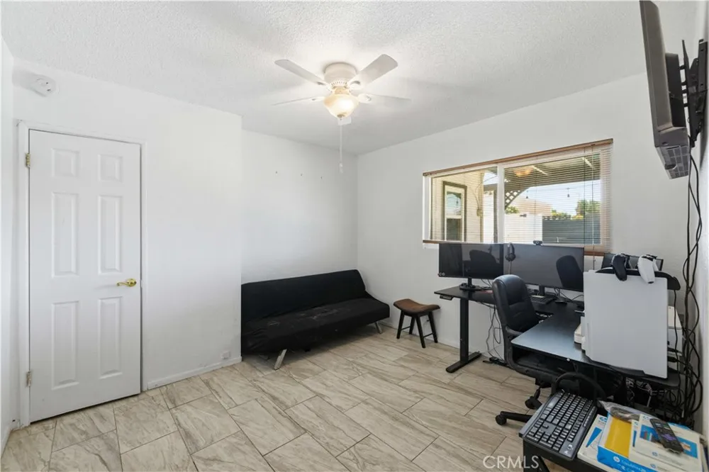 1104 W W Avenue J10 Lancaster, CA 93534