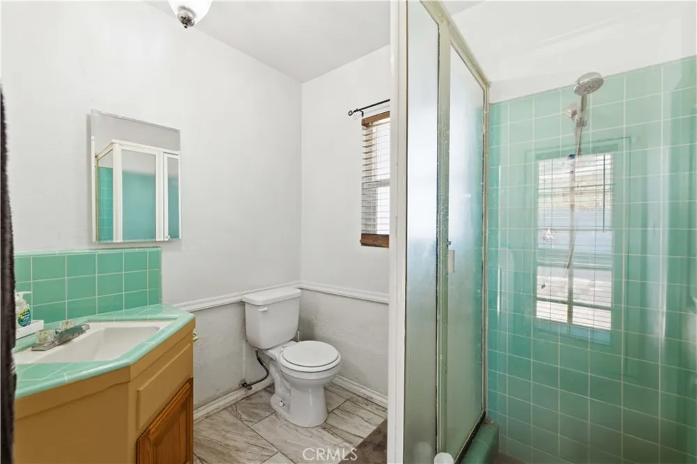 1104 W W Avenue J10 Lancaster, CA 93534