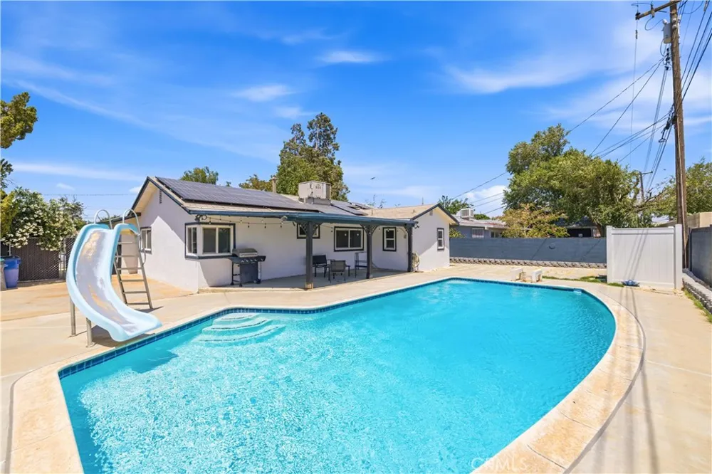 1104 W W Avenue J10 Lancaster, CA 93534
