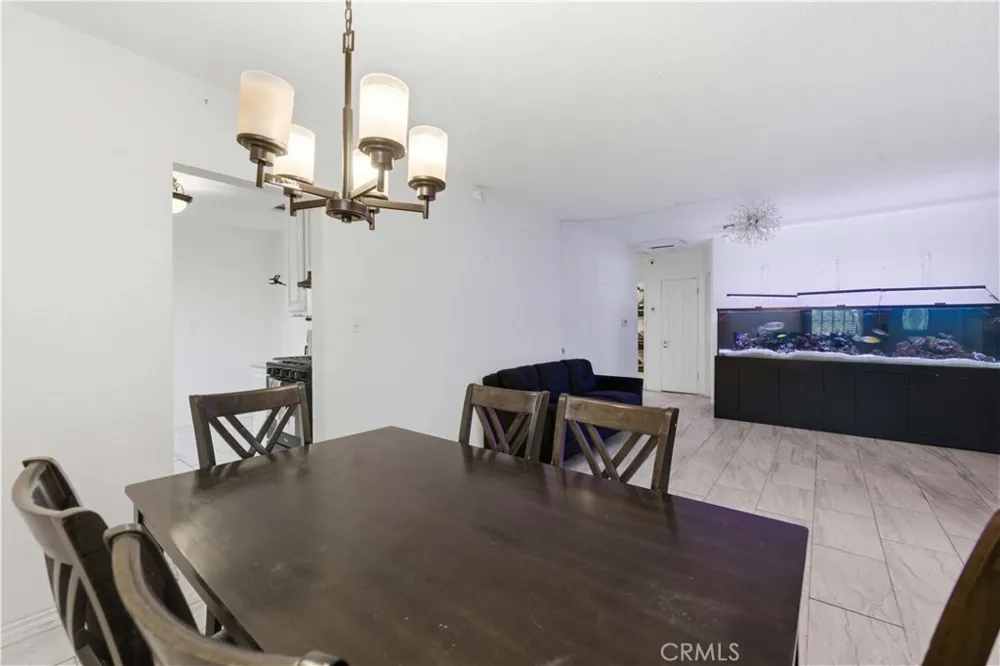 1104 W W Avenue J10 Lancaster, CA 93534