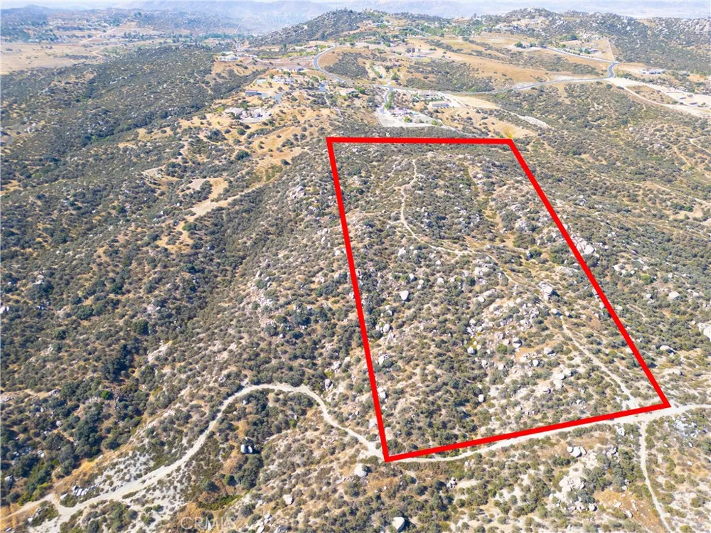 12 Venus Dr Nuevo, CA 92567
