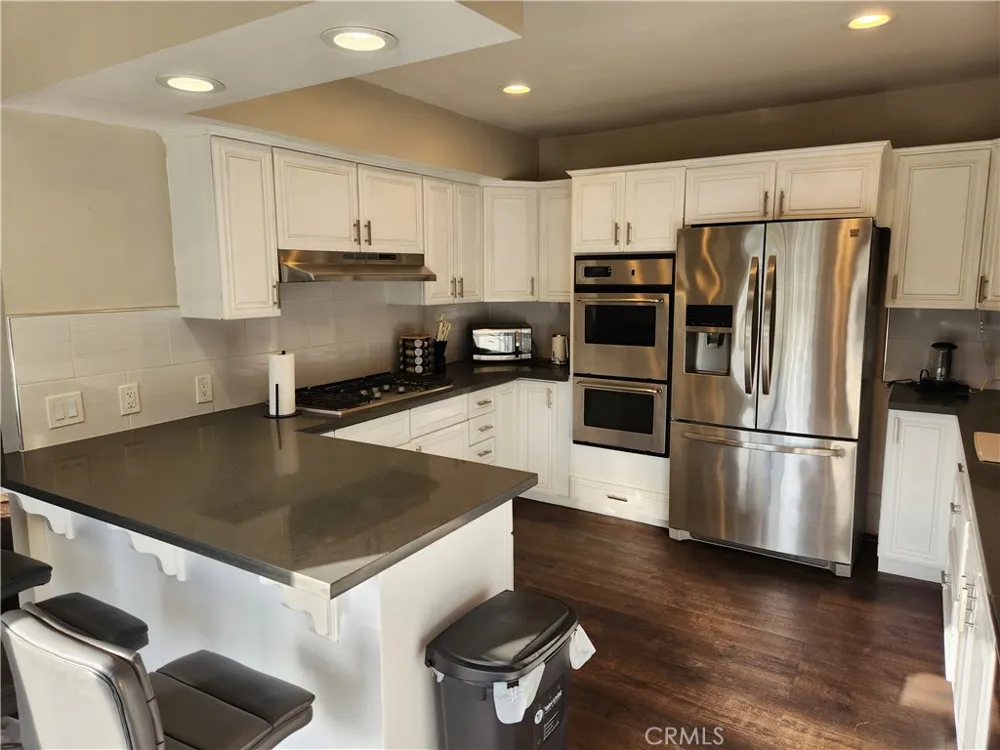 3615 Sunswept Drive Studio City, CA 91604