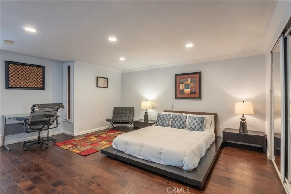 3615 Sunswept Drive Studio City, CA 91604